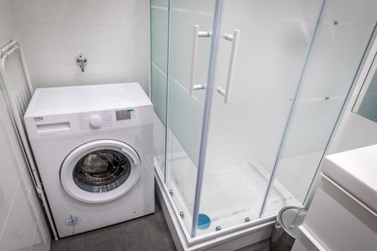 Easy Vienna 15 Contactless Check In Apartment ภายนอก รูปภาพ