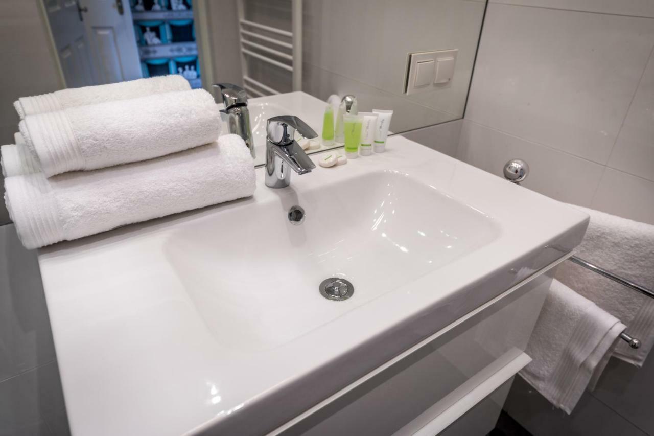 Easy Vienna 15 Contactless Check In Apartment ภายนอก รูปภาพ